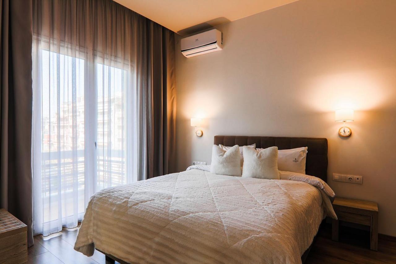 Superior One Luxury Apartments Salonicco Esterno foto