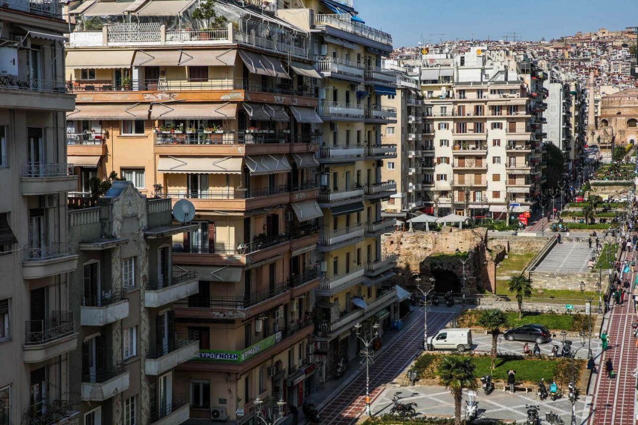 Superior One Luxury Apartments Salonicco Esterno foto