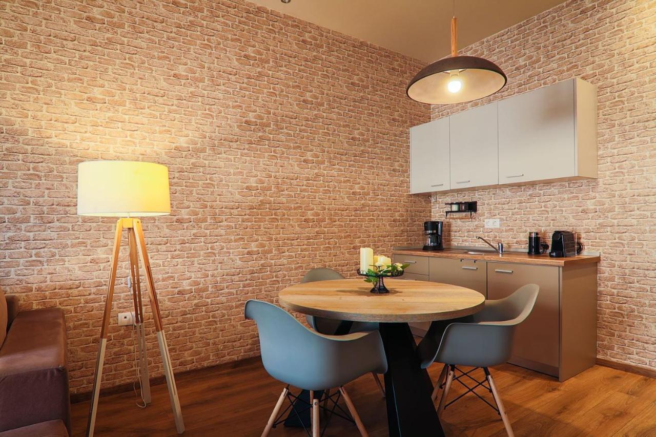 Superior One Luxury Apartments Salonicco Esterno foto