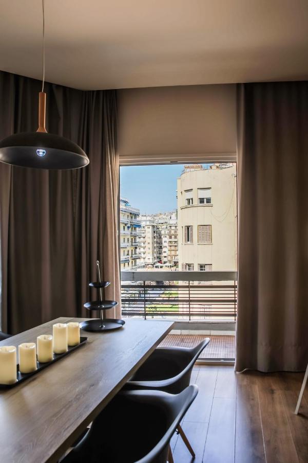 Superior One Luxury Apartments Salonicco Esterno foto